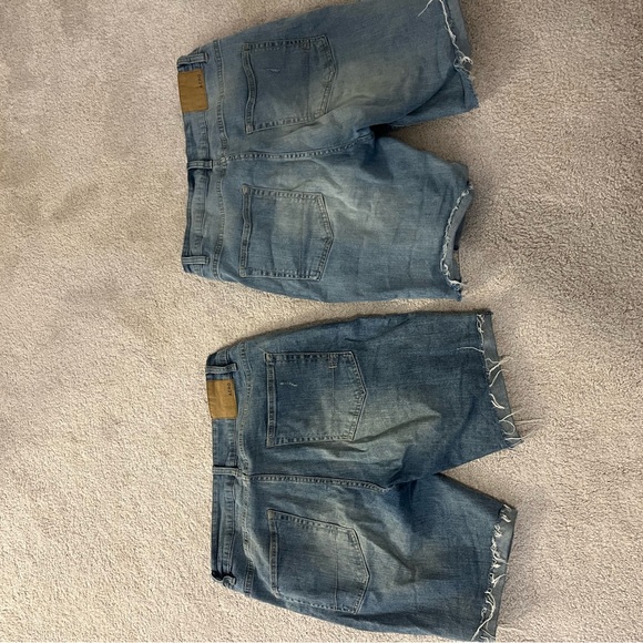 Two pairs of jean shorts - Picture 4 of 6